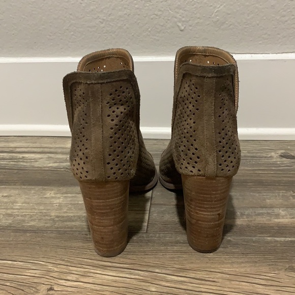 Lucky brand olive green Larise booties - Picture 7 of 8